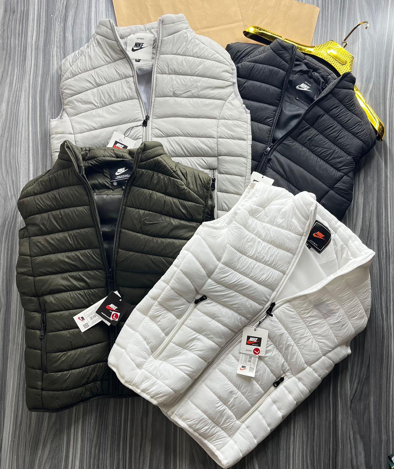 FIRST COPY NIKE HALF JACKET