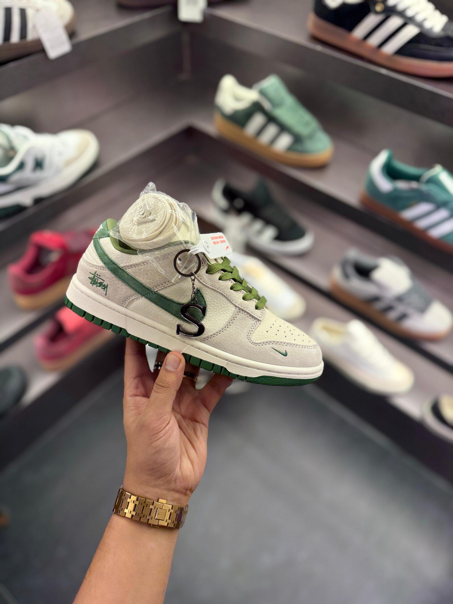 FIRST COPY NIKE SB DUNK STUSSY GREEN FOR MEN - Image 3