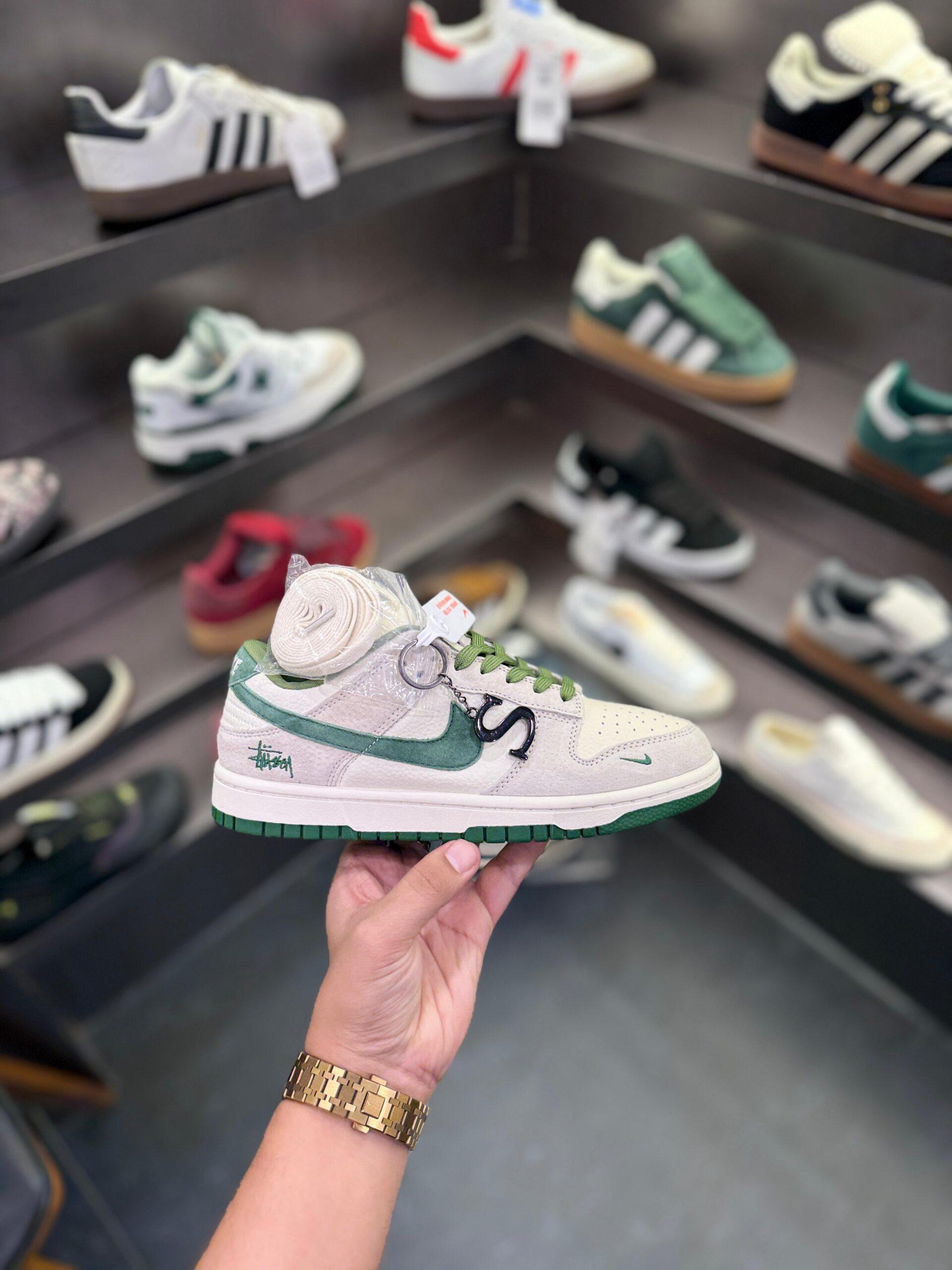 FIRST COPY NIKE SB DUNK STUSSY GREEN FOR MEN - Image 5