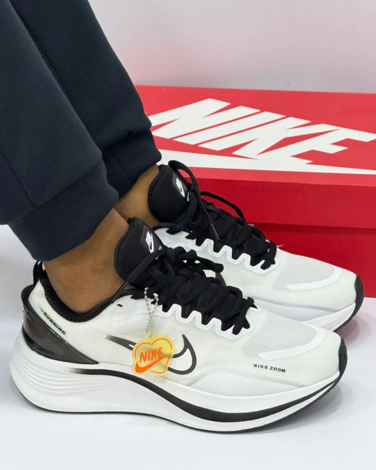 FIRST COPY Nike Vomero 19 Shoes For Men - Image 4
