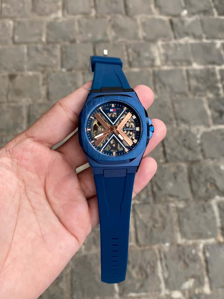 FIRST COPY TOMMY HILFIGER AUTOMATIC WATCH - Image 4