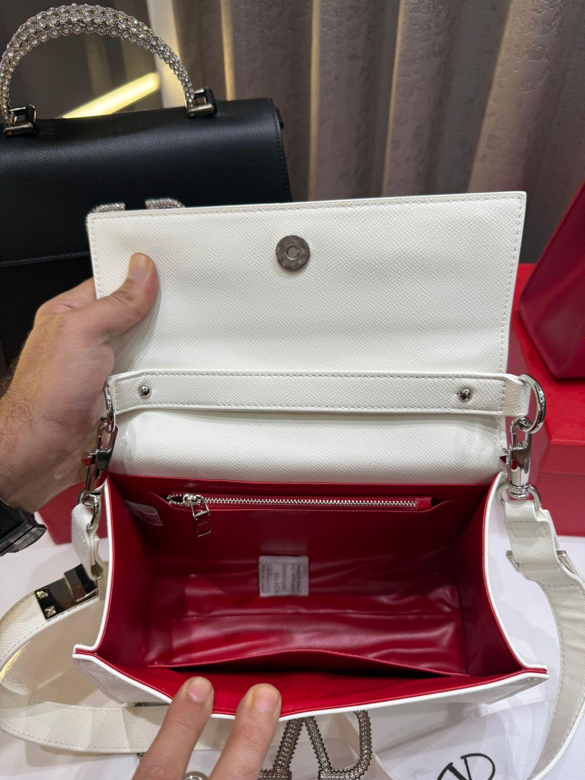 FIRST COPY VALENTINO STONE GARAVANI LOGO TOP HANDLE BAG - Image 9