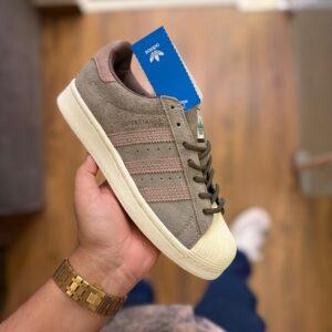 ADIDAS ORIGINAL SUPERSTAR BROWN OFF WHITE