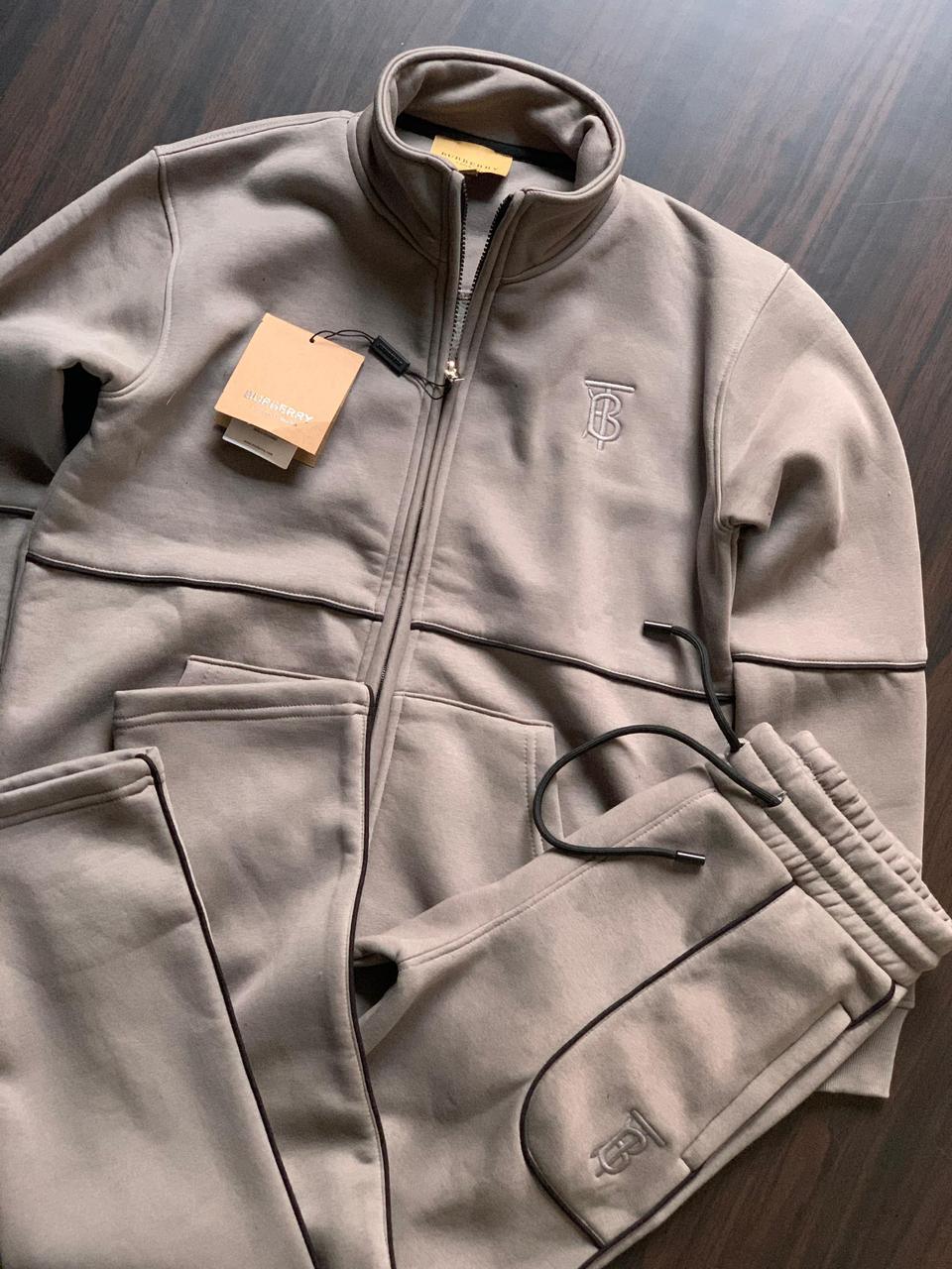 FIRST COPY BURBERRY EXCLUSIVE ZIPPER TRACKSUIT - Image 15
