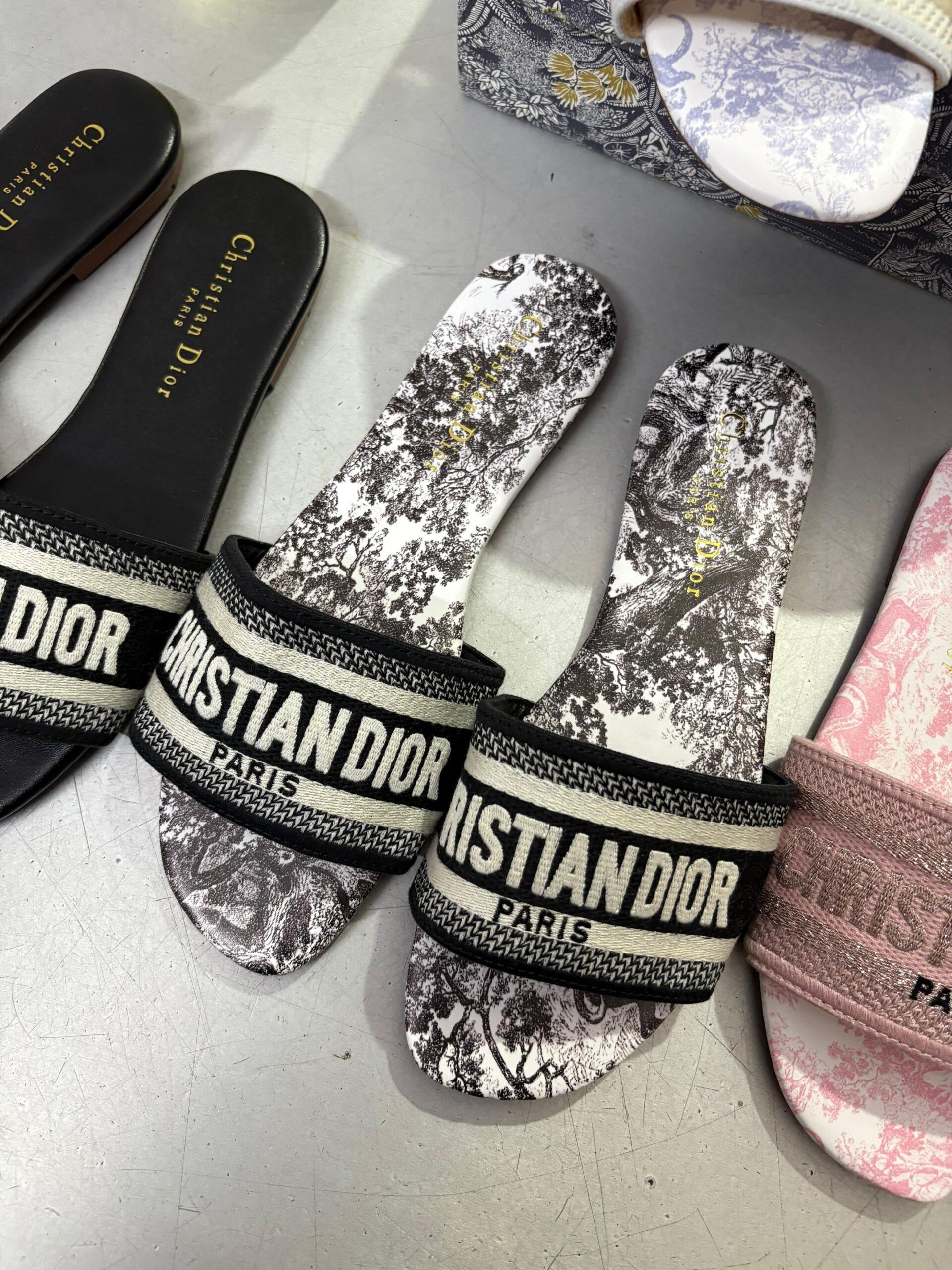 FIRST COPY CHRISTIAN DIOR DWAY FLATS - Image 13