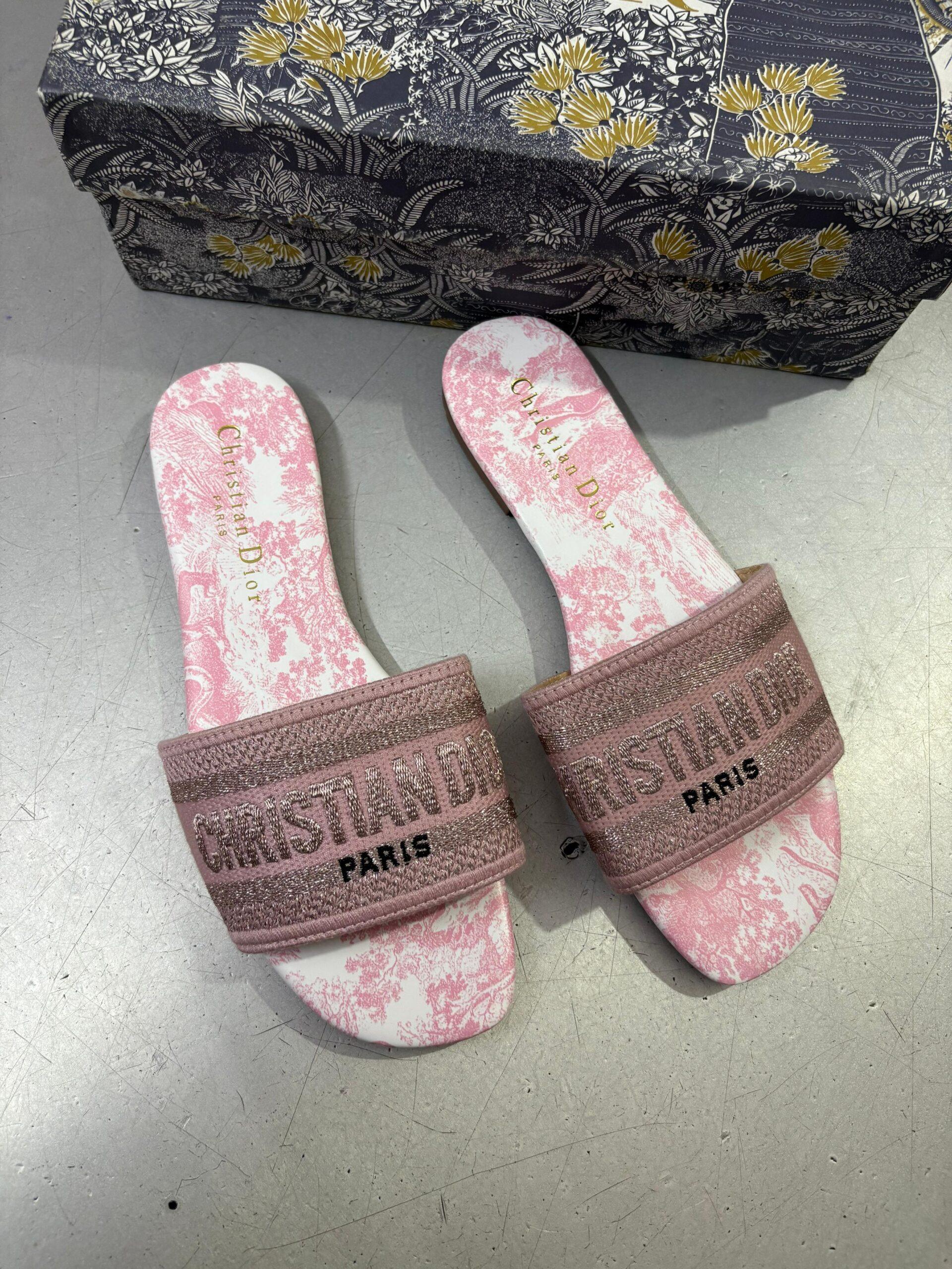 FIRST COPY CHRISTIAN DIOR DWAY FLATS - Image 22