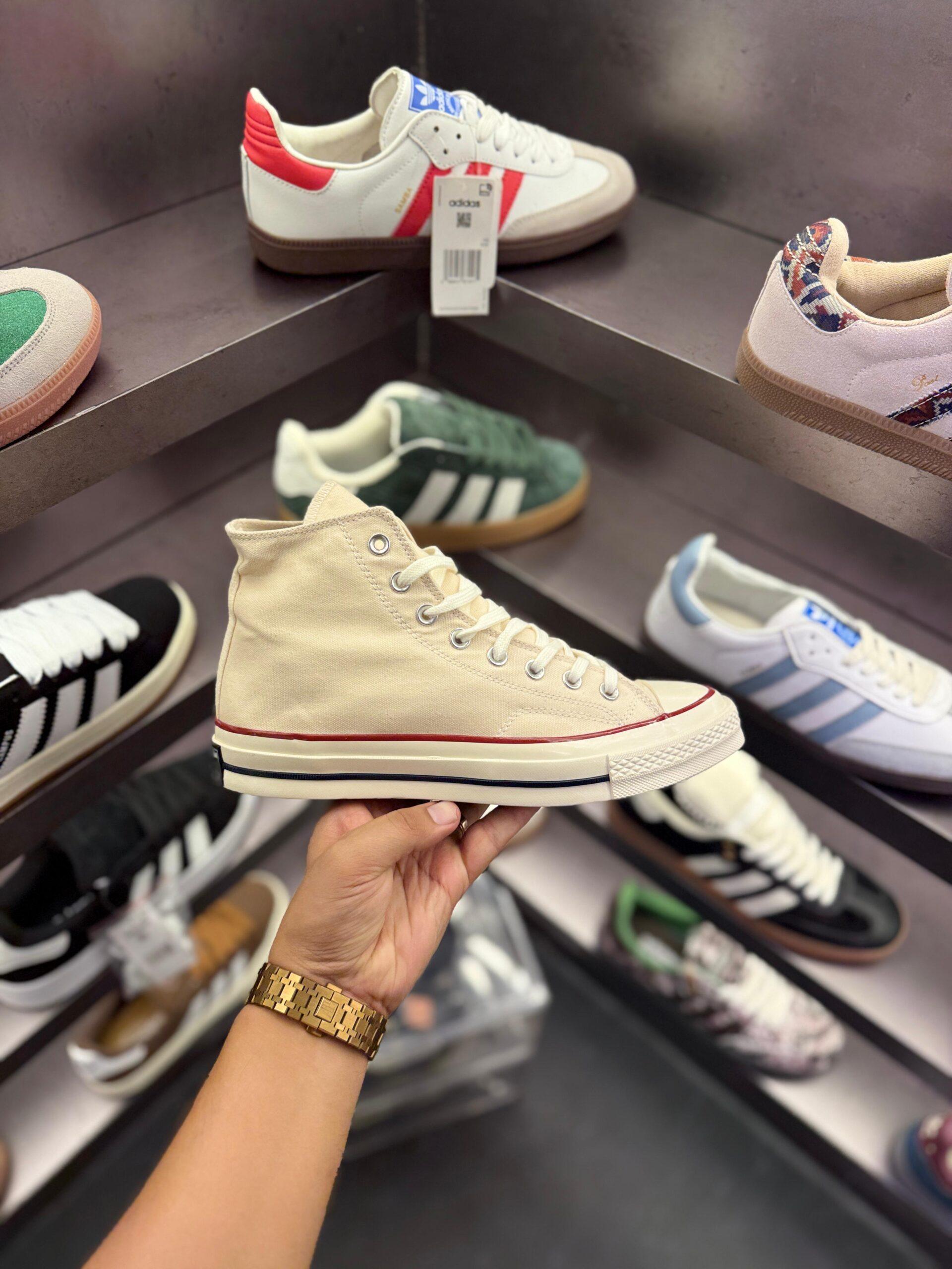 FIRST COPY CONVERSE CHUCK 70 MID TRIPLE WHITE