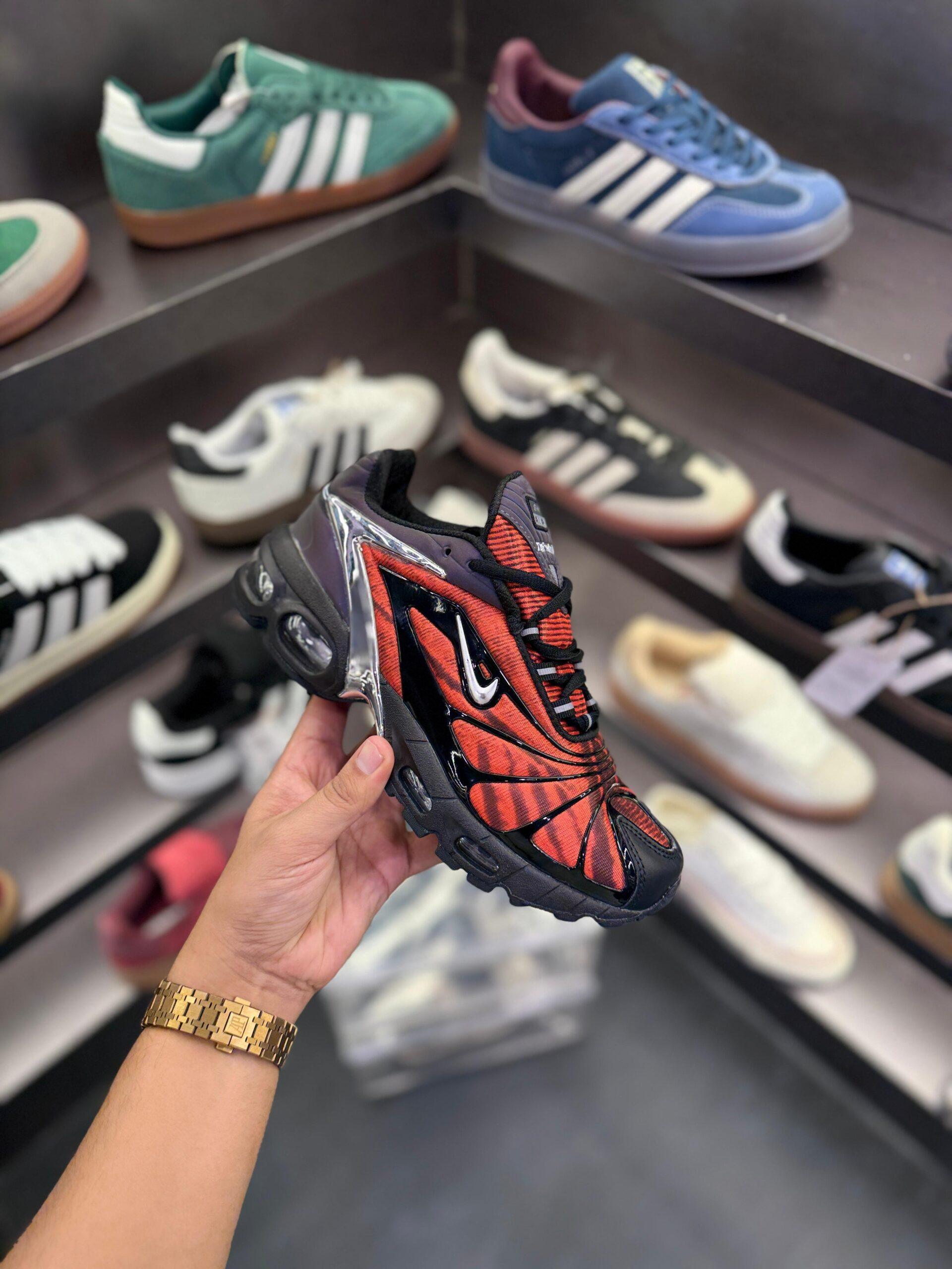 FIRST COPY NIKE AIRMAX TAILWIND TN PLUS BLUE FOR MEN - Image 11