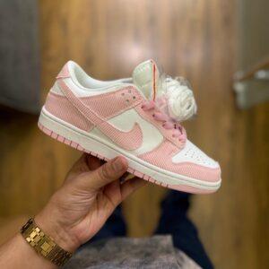 FIRST COPY NIKE SB DUNK BESTIE PINK FOR GIRLS