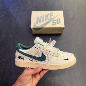FIRST COPY NIKE SB DUNK STUSSY WHITE GREEN 2025