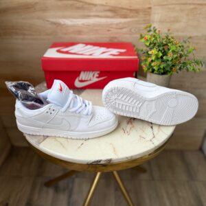 FIRST COPY NIKE SB DUNK TRIPPLE WHITE FOR MEN
