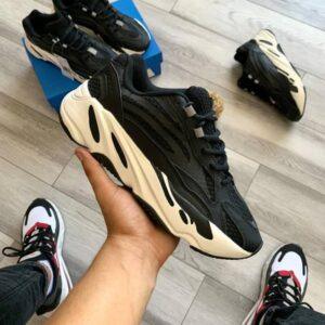 FIRST COPY ADIDAS YEEZY 700 V2 VANTA SHOES FOR MEN