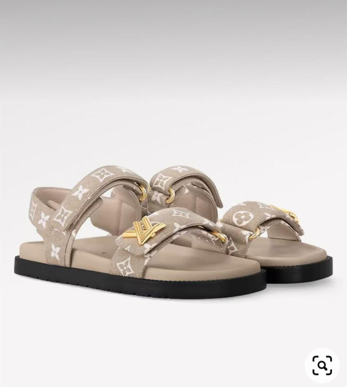 FIRST COPY Louis Vuitton Sandals For Woman - Image 2
