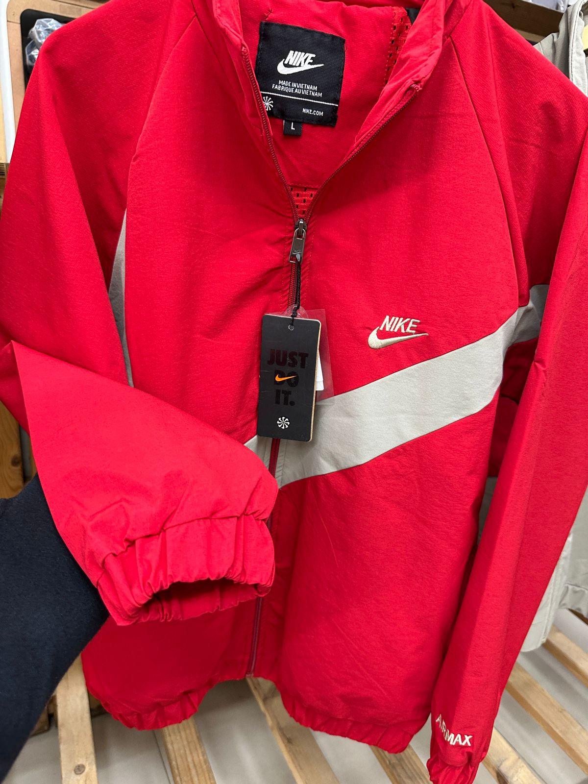 FIRST COPY NIKE PREMIUM QUALITY WINDCHEATER - Image 4