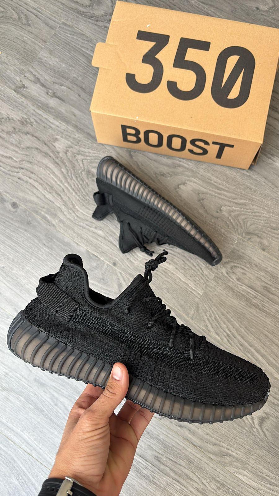 First Copy Adidas Yeezy Boost 350 V2 Supply - Image 3