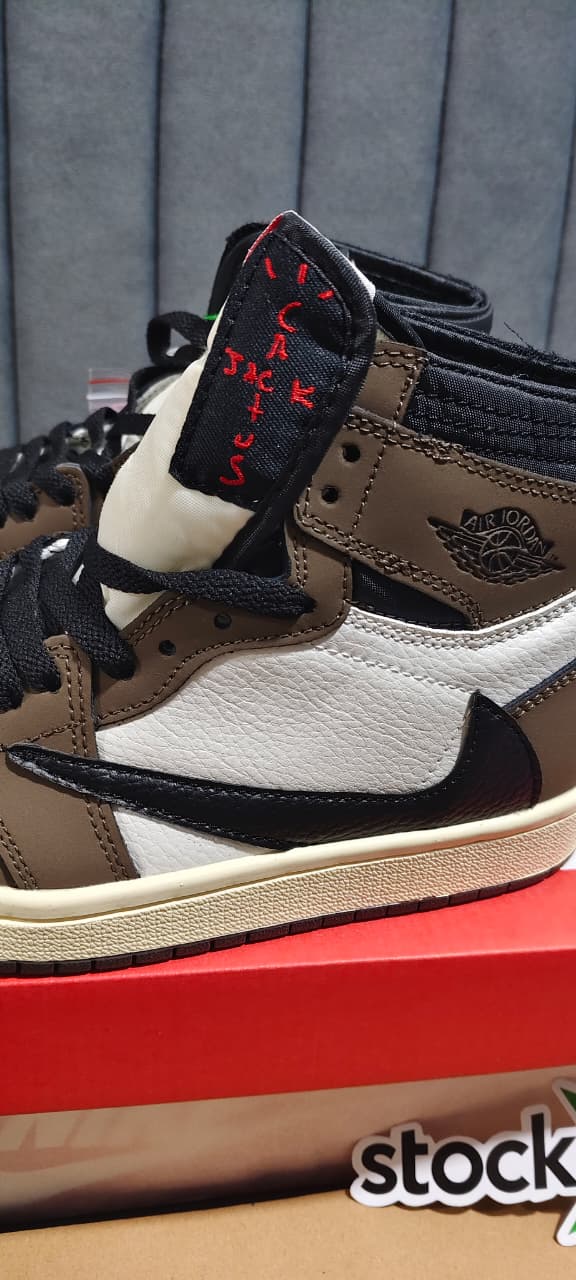First Copy Nike Air Jordan 1 x Travis Scott Brown High - Image 4