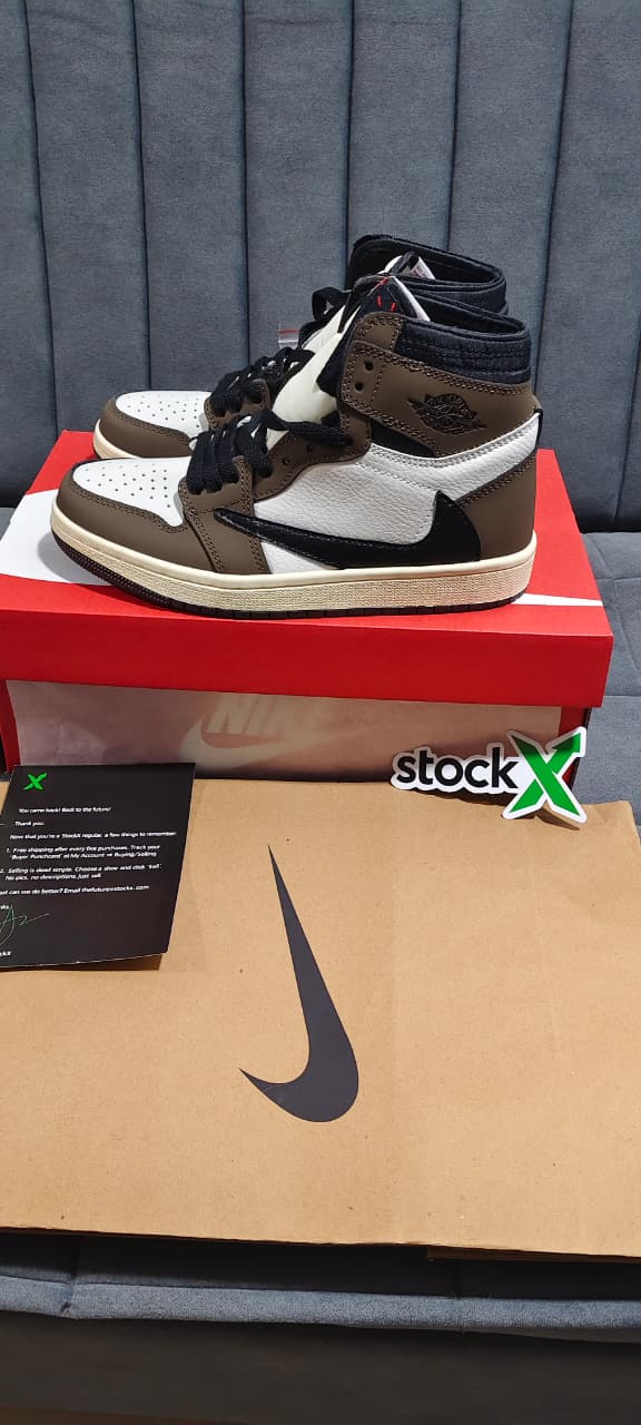 First Copy Nike Air Jordan 1 x Travis Scott Brown High - Image 3